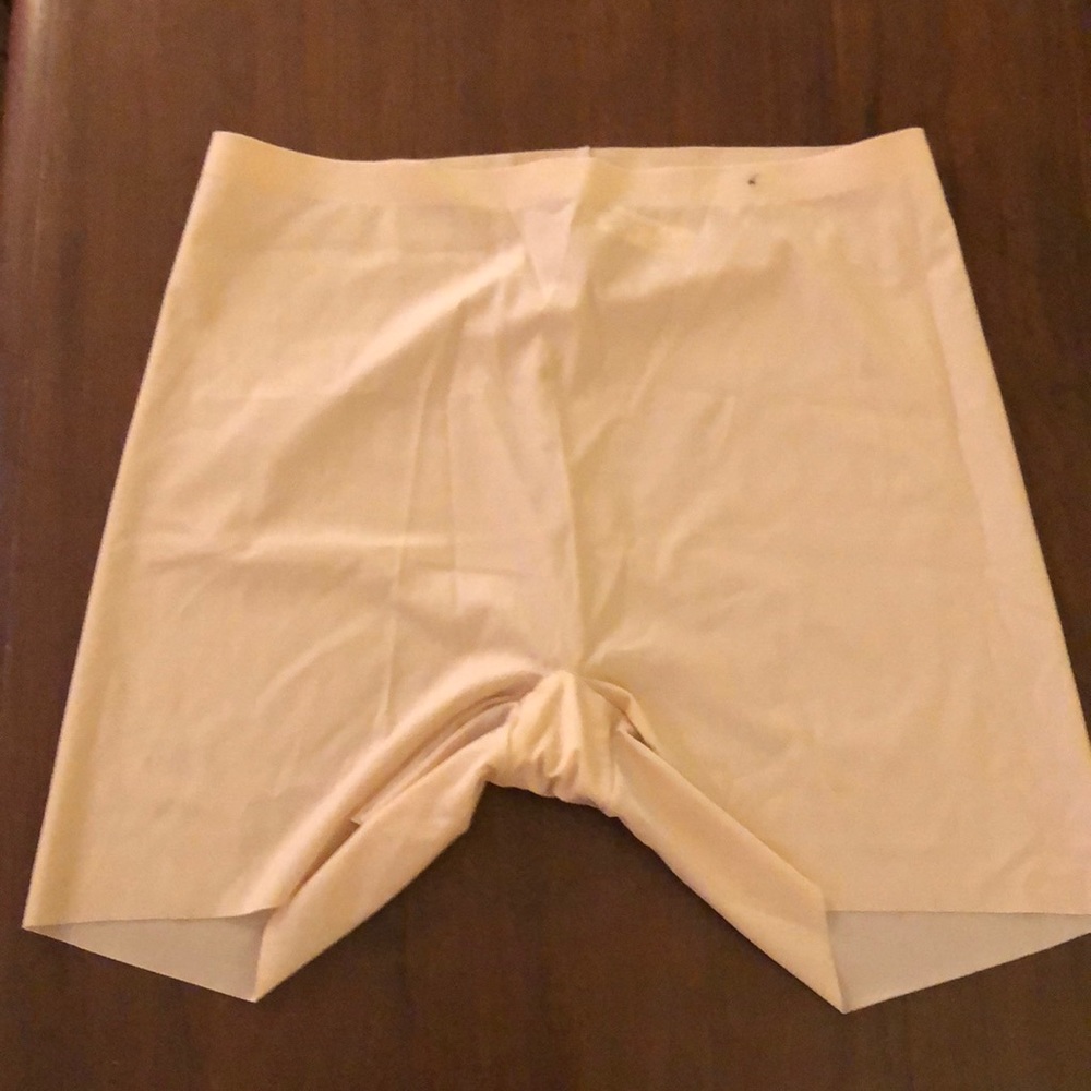 Wacoal SHAPEWEAR smooth panty